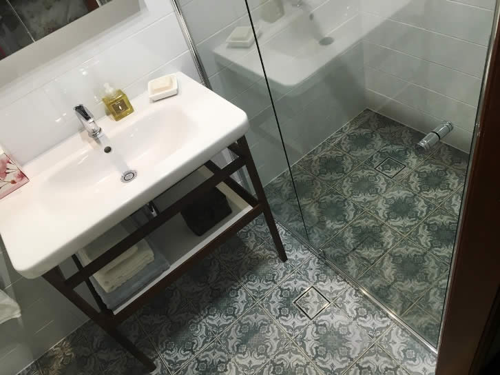 bathroom tiles Sydney Australia